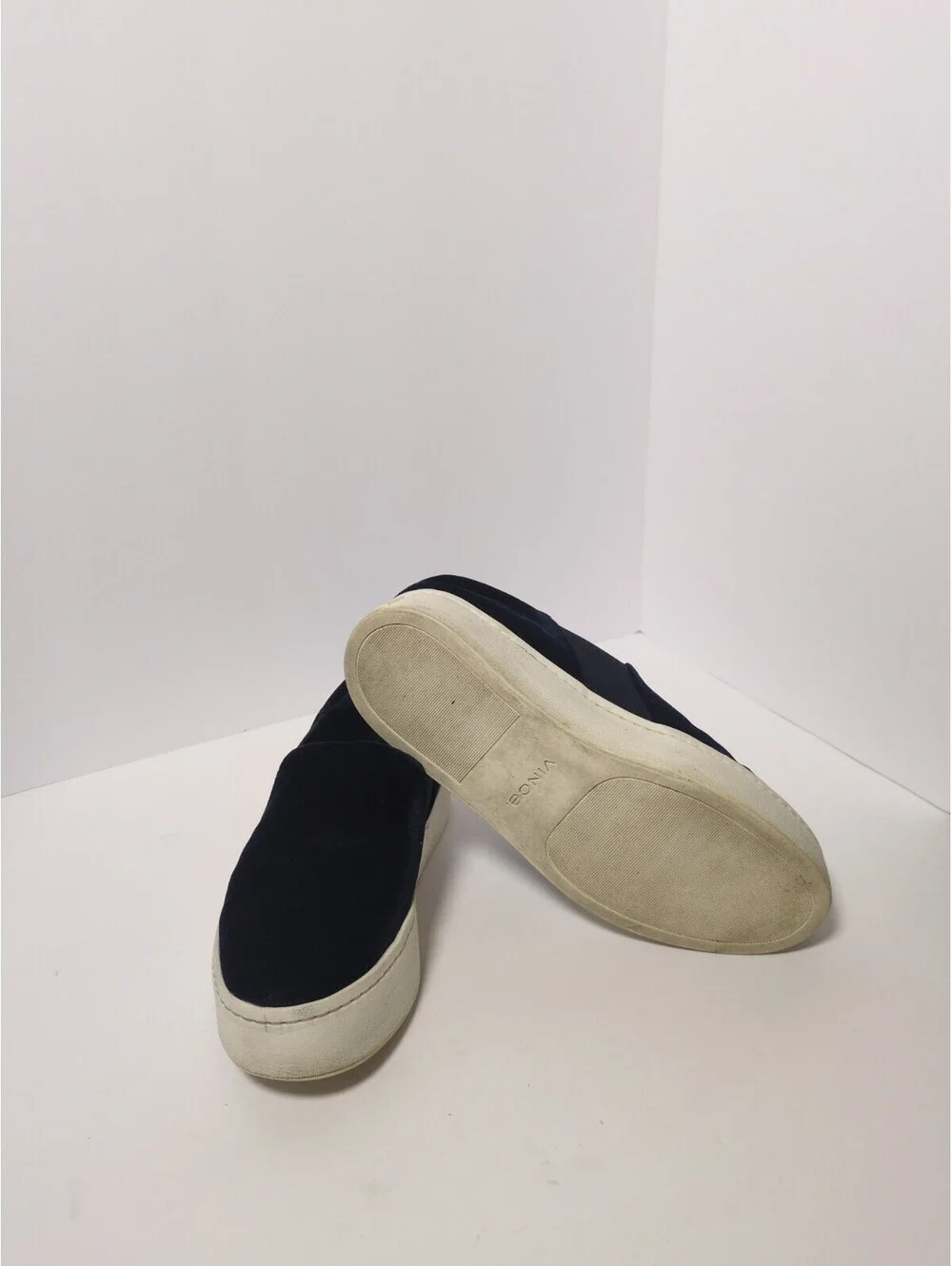 Vince California Black Suede Platform Slip On Sneakers Women's Sz 5